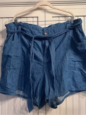 Old Navy Indigo Blue Paperbag Tie-Front Jean Shorts